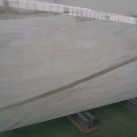 Calacatta Cremo 